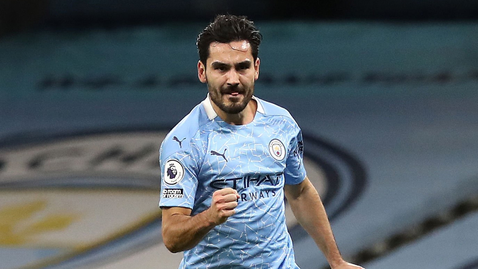 Gundogan vượt thành tích của Oezil, đi vào lịch sử Premier League