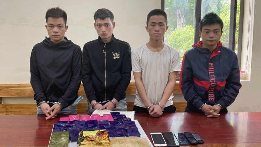 4 thanh niên rủ nhau lên biên giới mua ma túy về bán kiếm lời