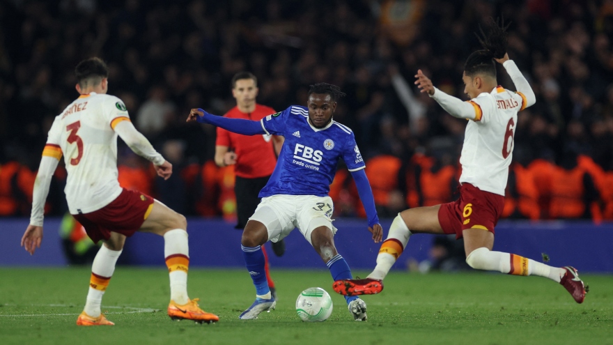 Kết quả bán kết lượt đi Conference League: Leicester cầm chân AS Roma 