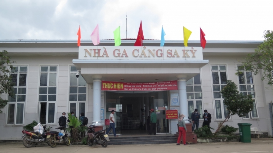 Hàng ngàn du khách hủy tour đến Lý Sơn dịp lễ