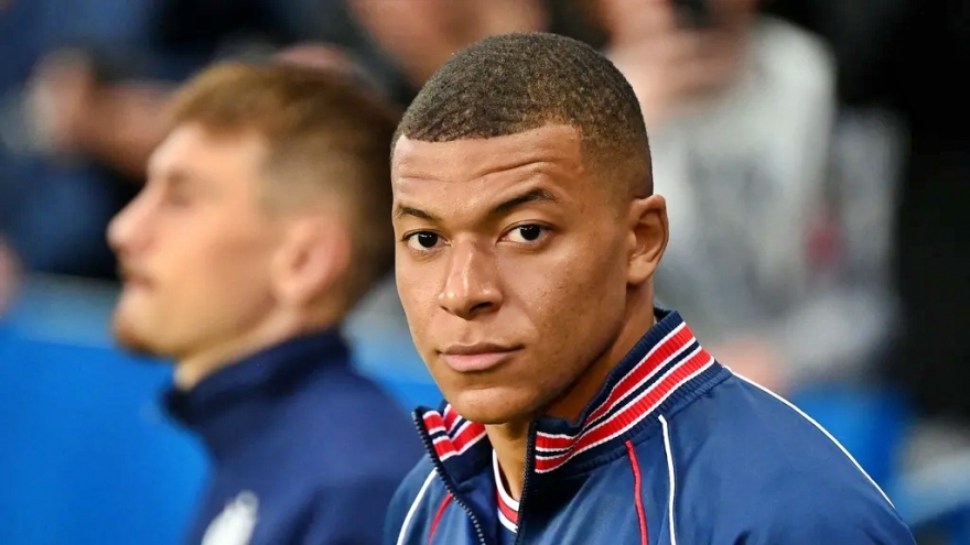 Vụ Mbappe sang Real Madrid có biến, cơ hội cho MU và PSG