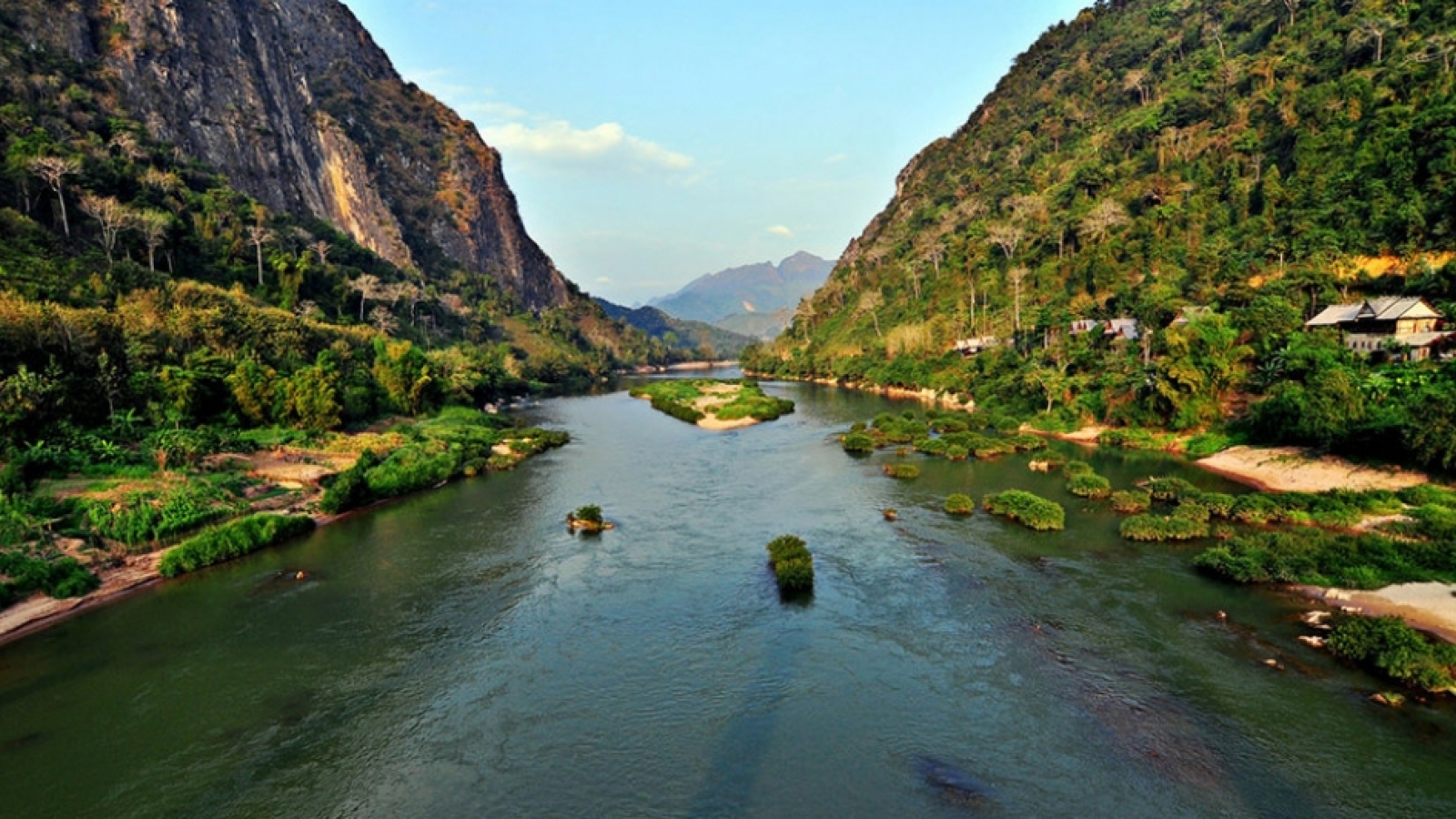 Forum seeks support for sustainable development of Mekong Delta 