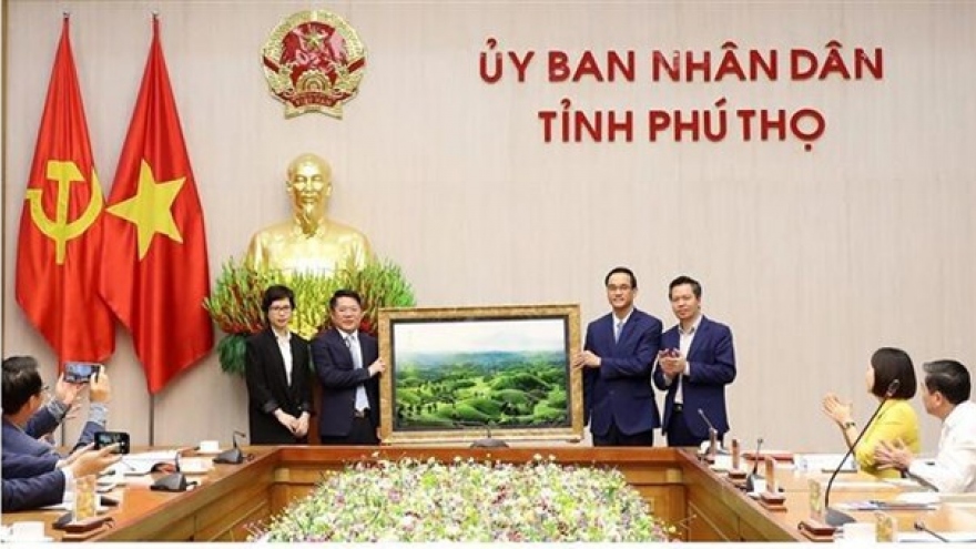 Overseas Vietnamese pay tribute to legendary nation founders