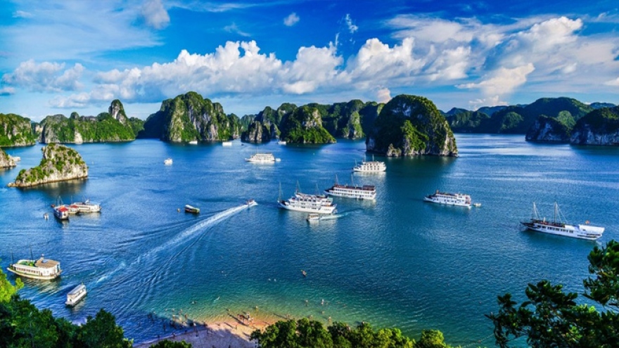 Chuyển đổi số - Cơ hội để phát triển du lịch Quảng Ninh