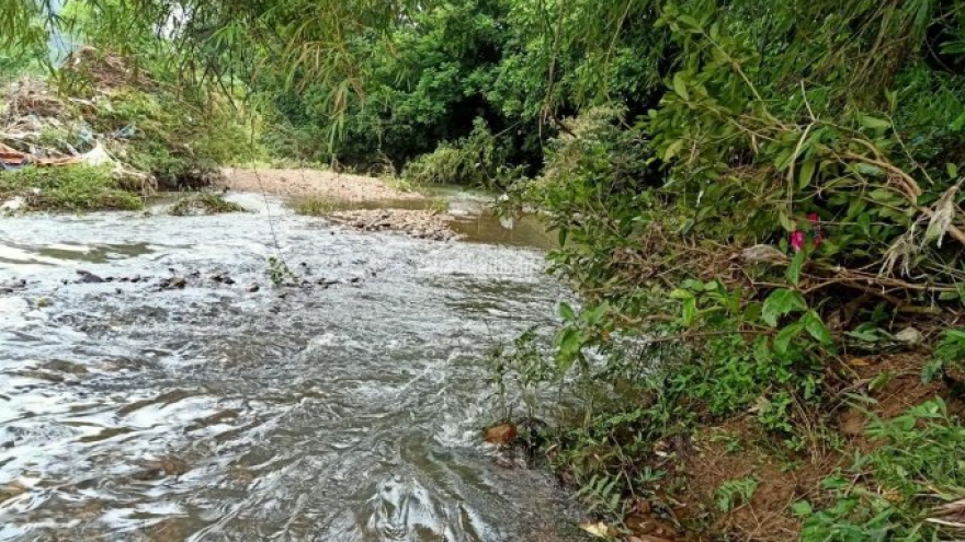 Rủ nhau ra suối chơi, hai cháu bé ở Yên Bái tử vong do đuối nước