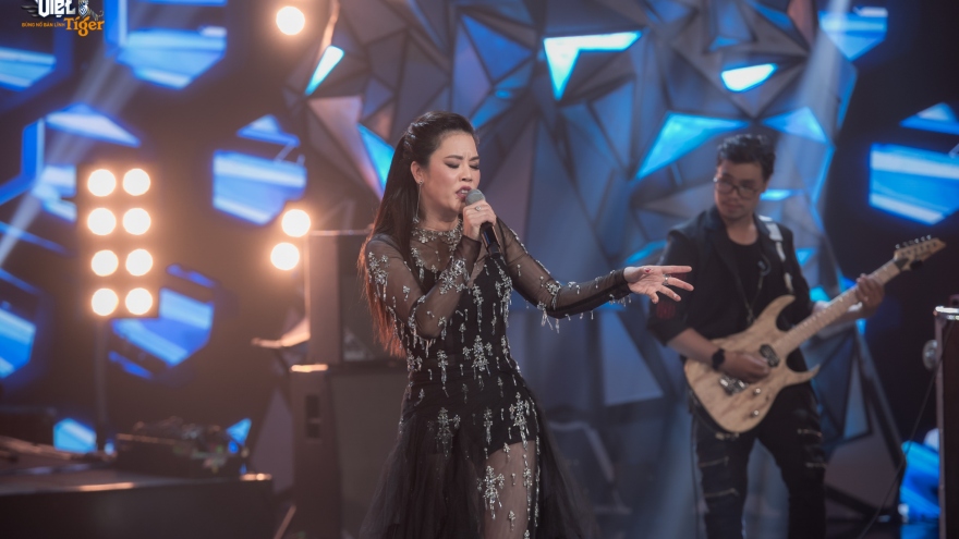 Thu Phương, Bức Tường, Microwave làm khách mời Gala Rock Việt