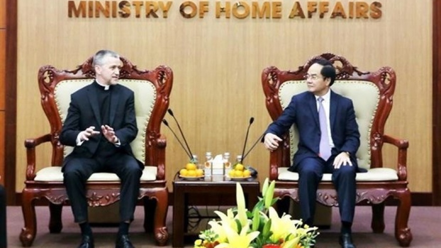 Deputy Minister of Home Affairs receives Holy See guest