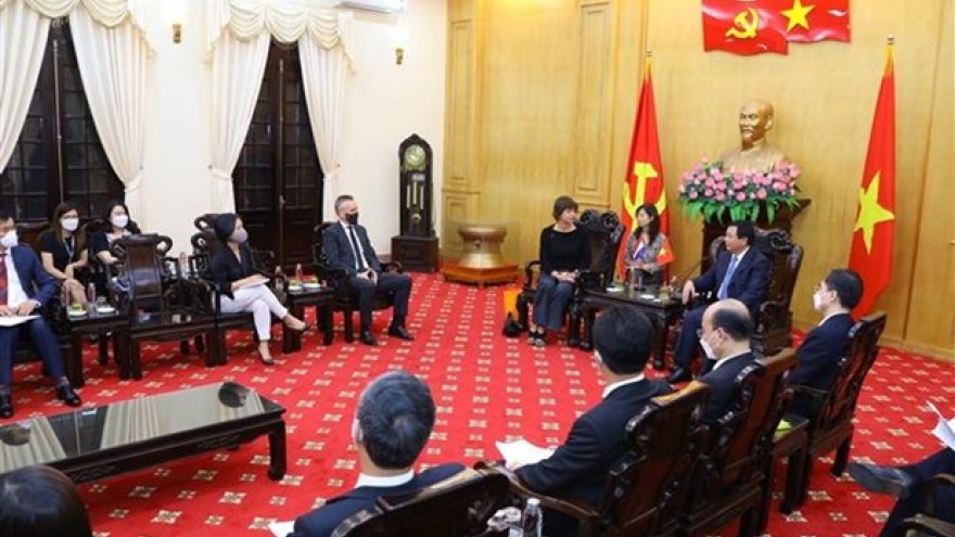 National Academy of Politics boosts foreign cooperation