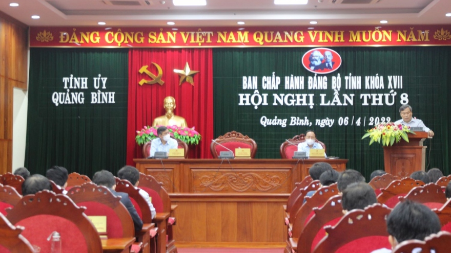 Tuyển dụng sai quy định, kỷ luật nguyên Giám đốc Sở GD&ĐT tỉnh Quảng Bình