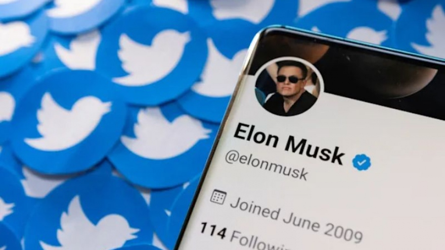 Elon Musk muốn tính phí nhúng Tweet