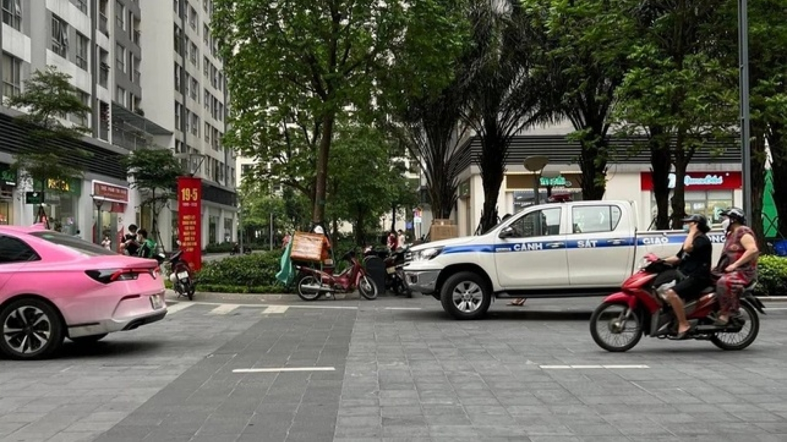 Thông tin tiếp vụ 4 người cùng gia đình chết trong chung cư ở Hà Nội