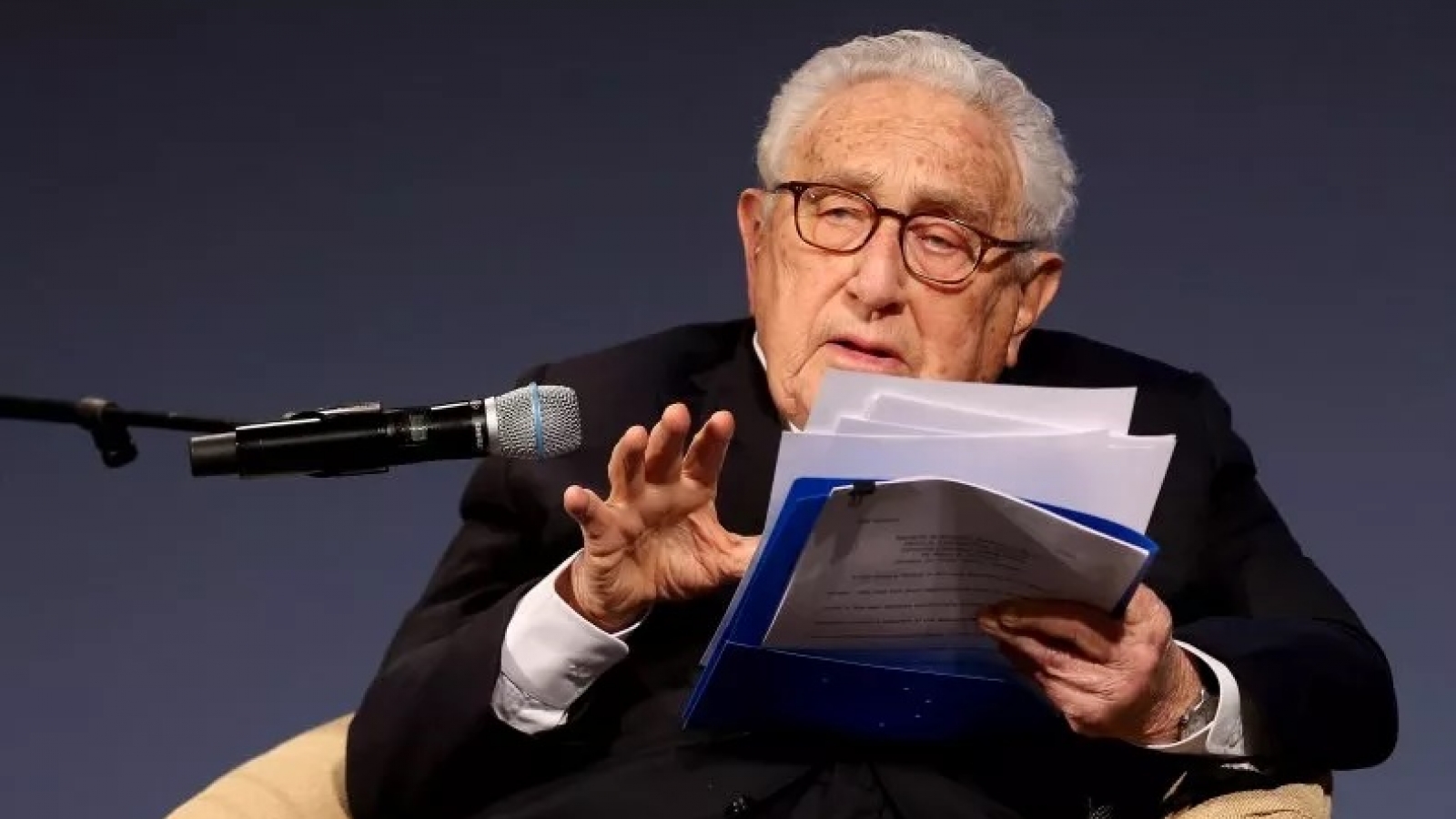 Cựu Ngoại trưởng Mỹ Kissinger: Ukraine nên nhượng lãnh thổ cho Nga để đạt được hòa bình