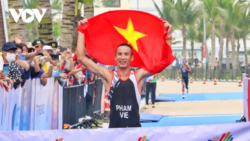 SEA Games 31: Vietnam first wins gold in Duathlon 