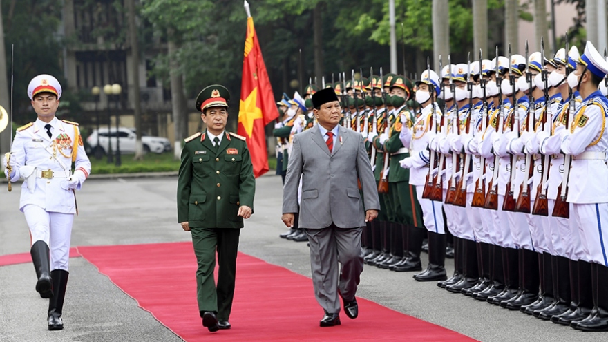 Indonesia Defence Minister visits Vietnam, holds talks in Hanoi