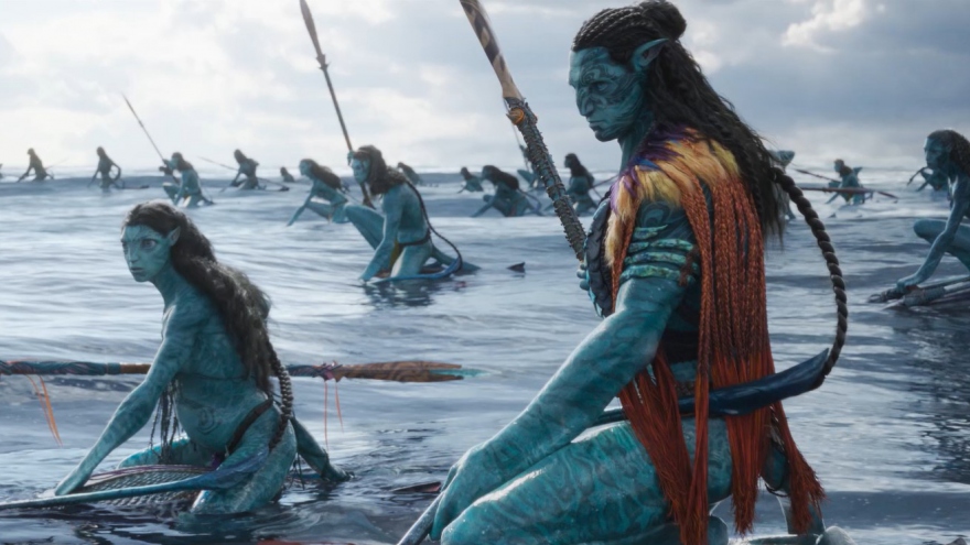 "Avatar 2" tung trailer đầu tiên đánh dấu sự trở lại của "siêu bom tấn" sau 13 năm