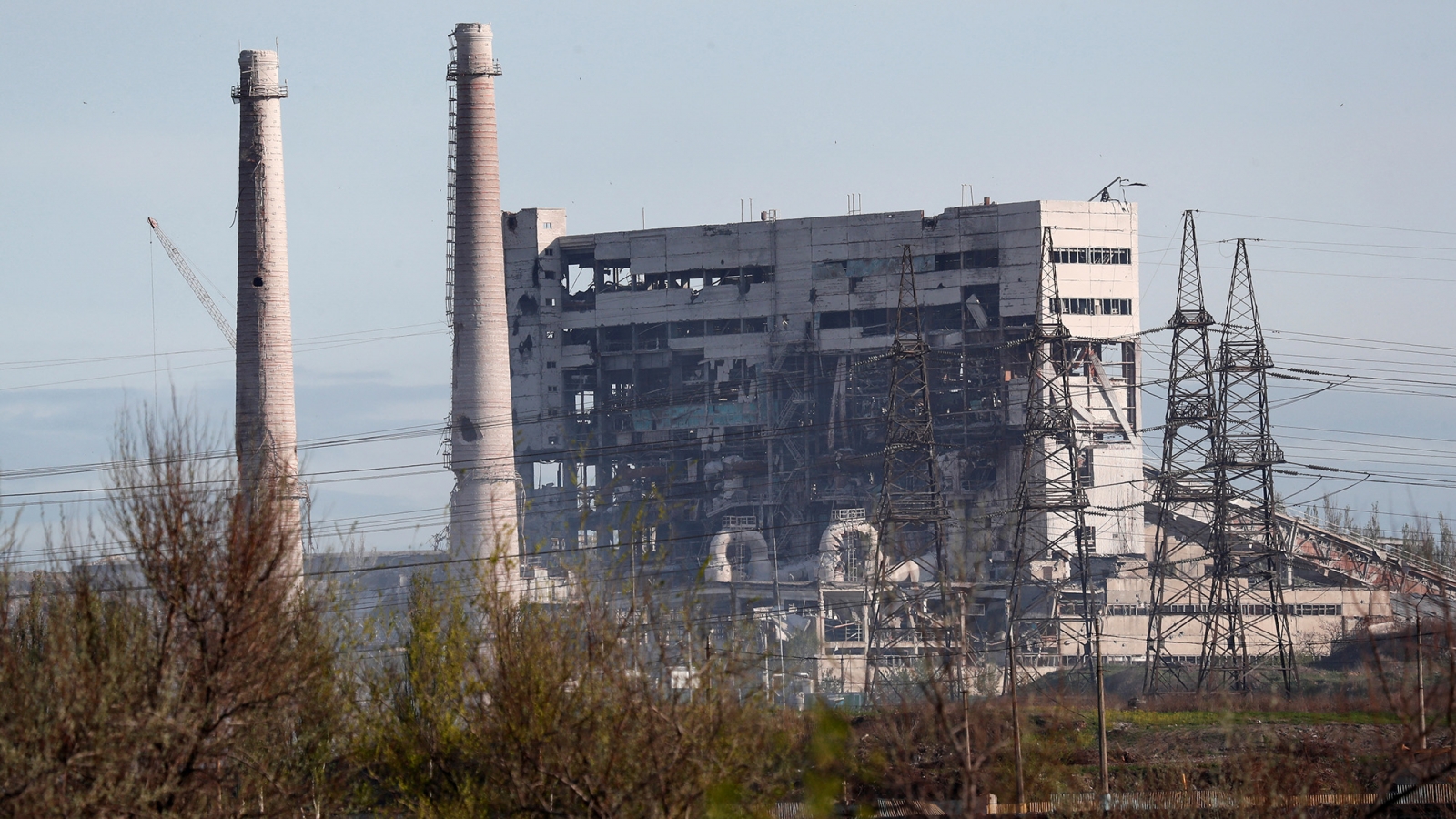 Ukraine: Nga không kích, pháo kích Mariupol, tăng quân ở phía Nam