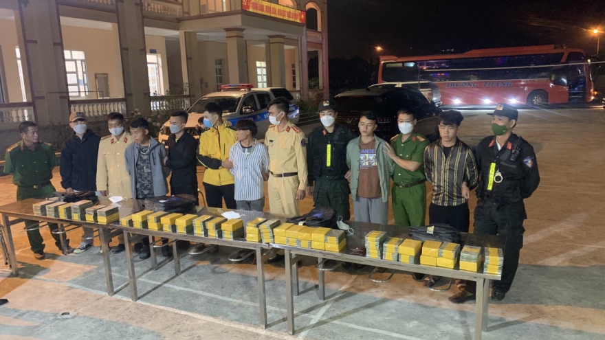 4 đối tượng ở Điện Biên sa lưới khi mua 115 bánh heroin từ Lào về tiêu thụ