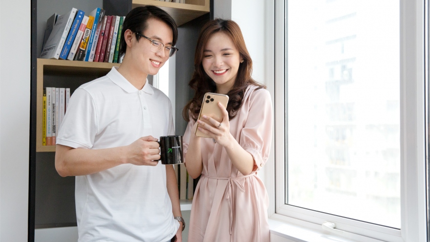Đặt vé máy bay, tàu, xe trên ứng dụng ngân hàng giảm 50%