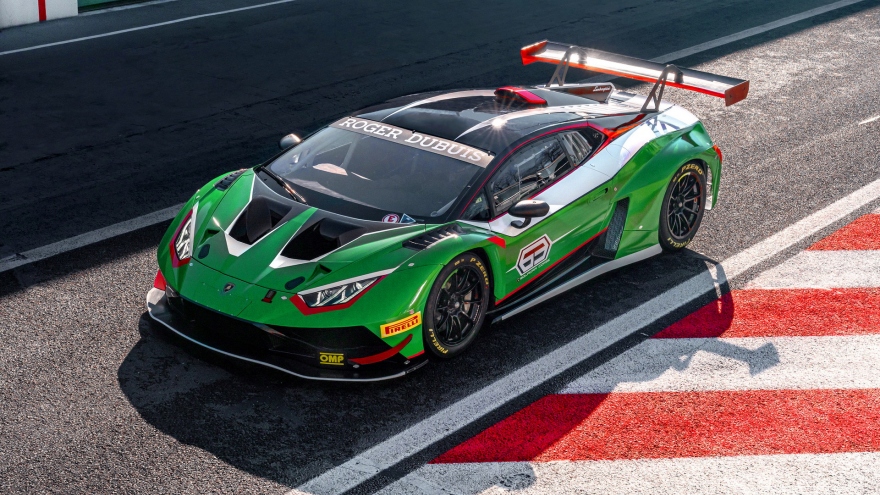 Siêu xe đua Lamborghini Huracan GT3 EVO2 trình làng với nhiều nâng cấp