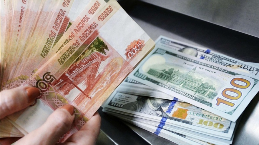 Nga phân bổ 8.000 tỷ rúp để hỗ trợ nền kinh tế 