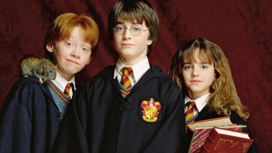 Giải mã sức hút của loạt phim "Harry Potter" qua 2 thập kỷ