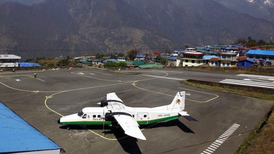 Máy bay chở khách Nepal mất tích: Người dân phát hiện đám cháy