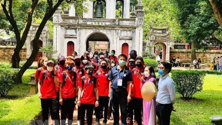 Hanoi greets nearly 31,500 foreign tourists during SEA Games 31