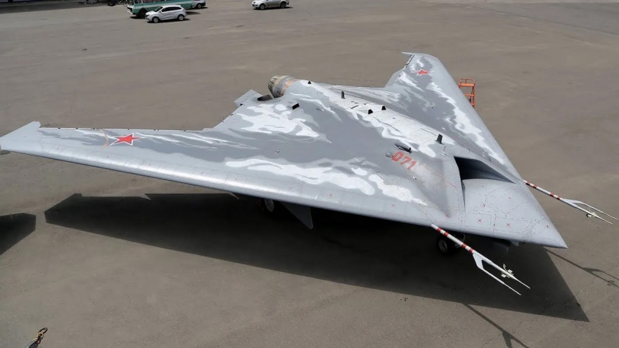 Nga sắp sản xuất hàng loạt UAV tấn công hạng nặng Okhotnik