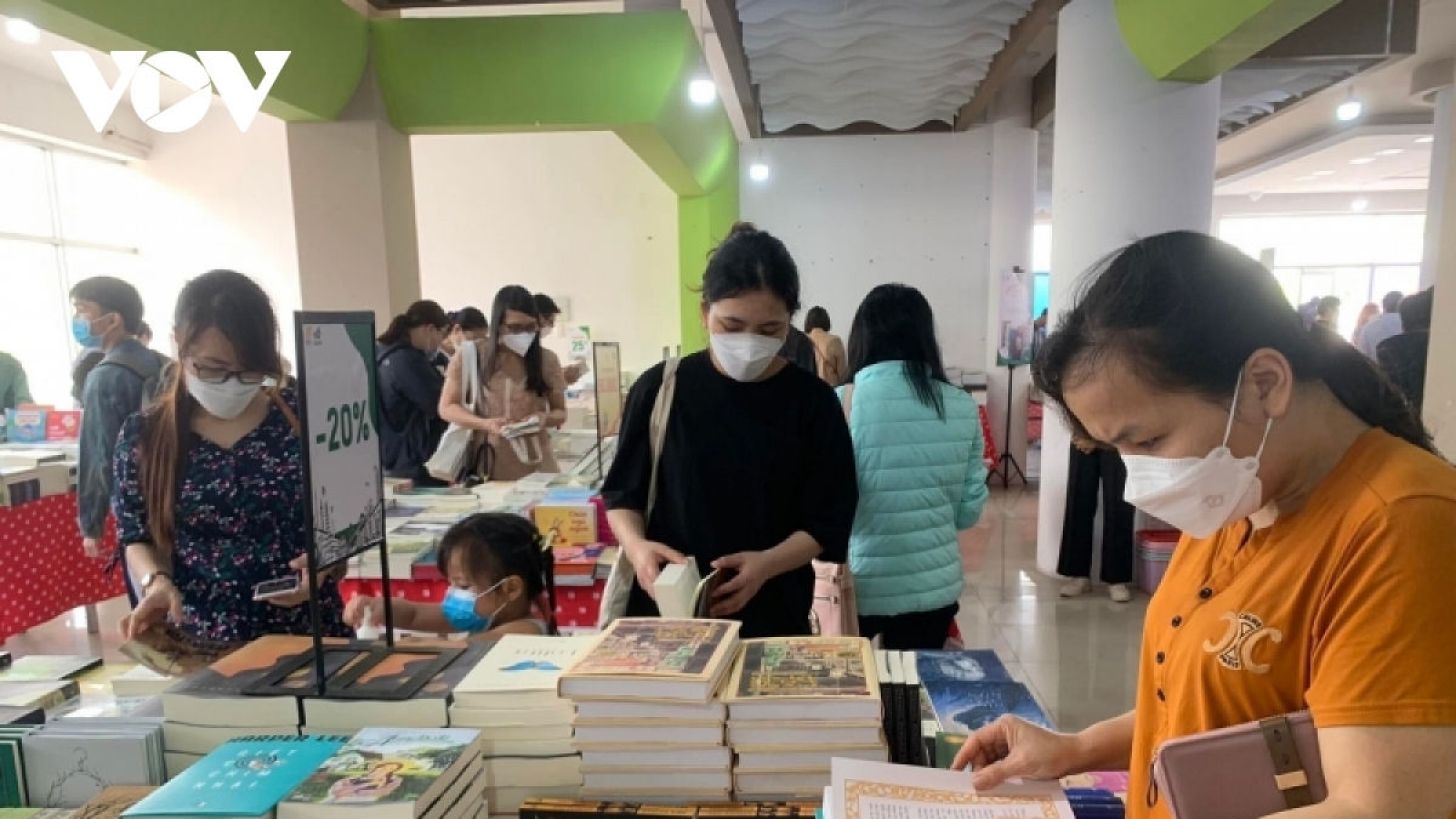 Đa dạng và phong phú các dòng sách cho thiếu nhi dịp hè