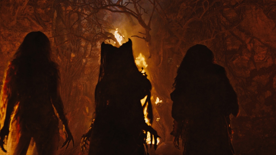 Phim "Rừng săn người" hé lộ câu chuyện ma quái tâm linh không thể lý giải 