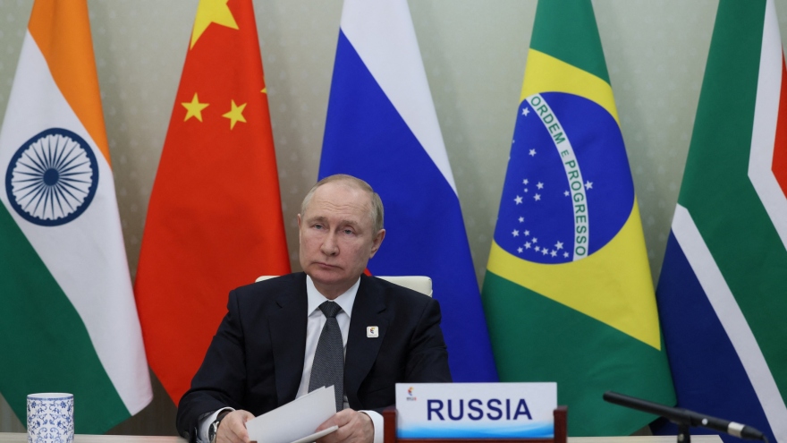 Nga định hướng dòng chảy thương mại sang Trung Quốc, Ấn Độ trong hội nghị BRICS