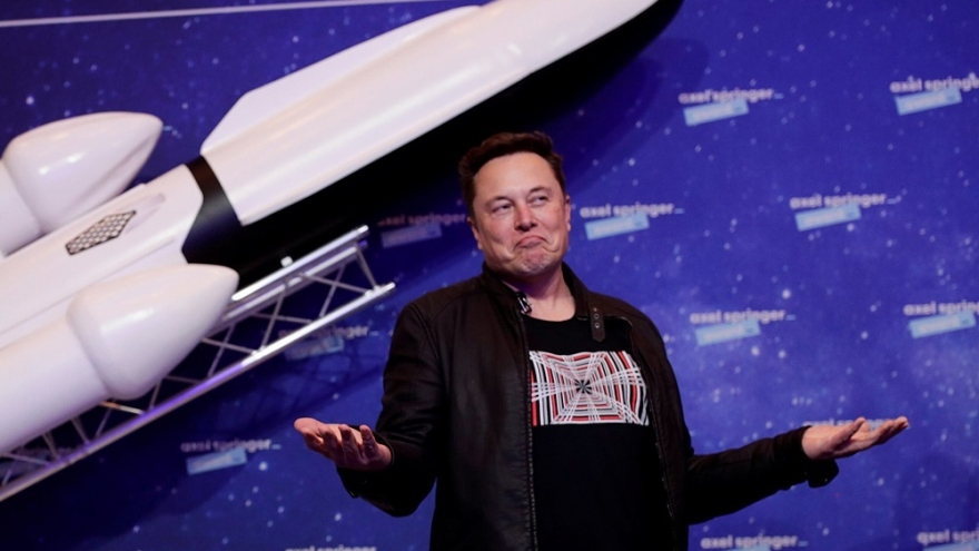 SpaceX đuổi việc nhân viên nói xấu Elon Musk