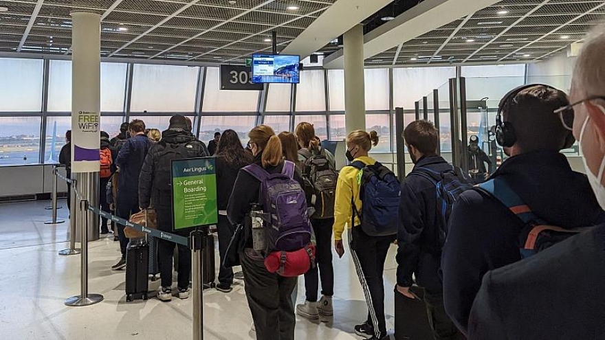 Nhiều sân bay ở châu Âu “thất thủ” vì du lịch bùng nổ
