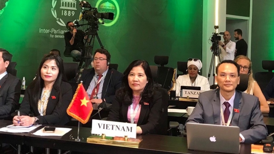 Đoàn Việt Nam đóng góp ý kiến cùng nghị sĩ trẻ toàn cầu chống biến đổi khí hậu