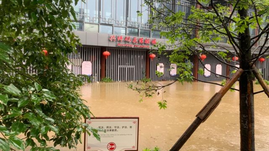 8 tỉnh miền Nam Trung Quốc cảnh báo lũ lụt