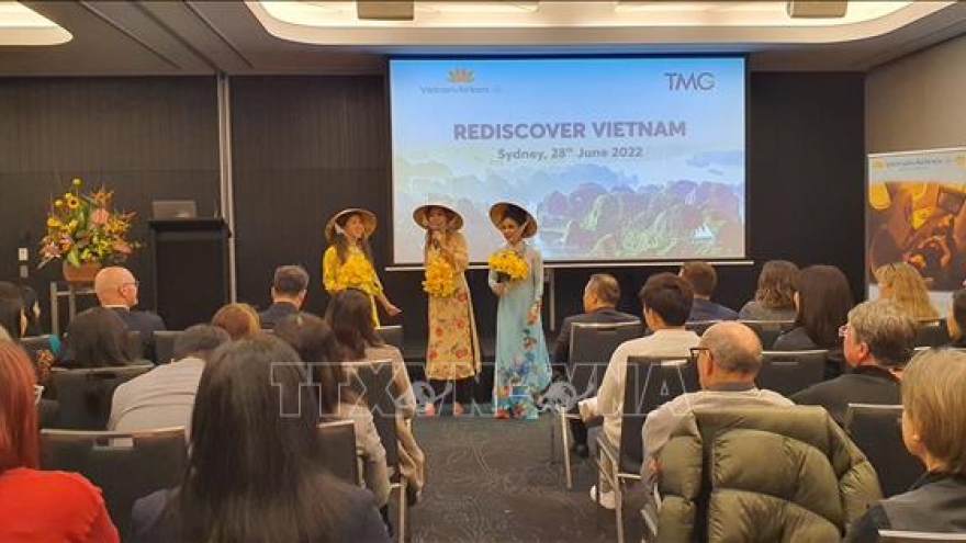 Vietnamese firms promote trade and tourism in Australia