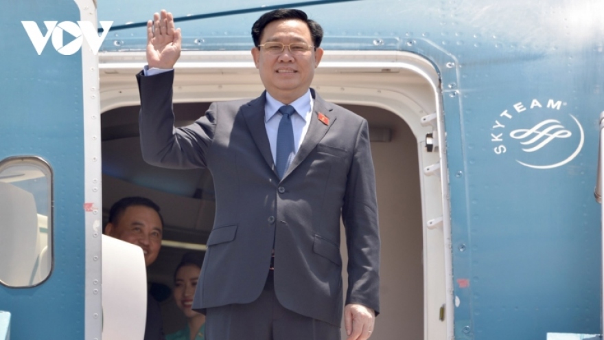 Vietnam legislature leader begins Hungary visit 
