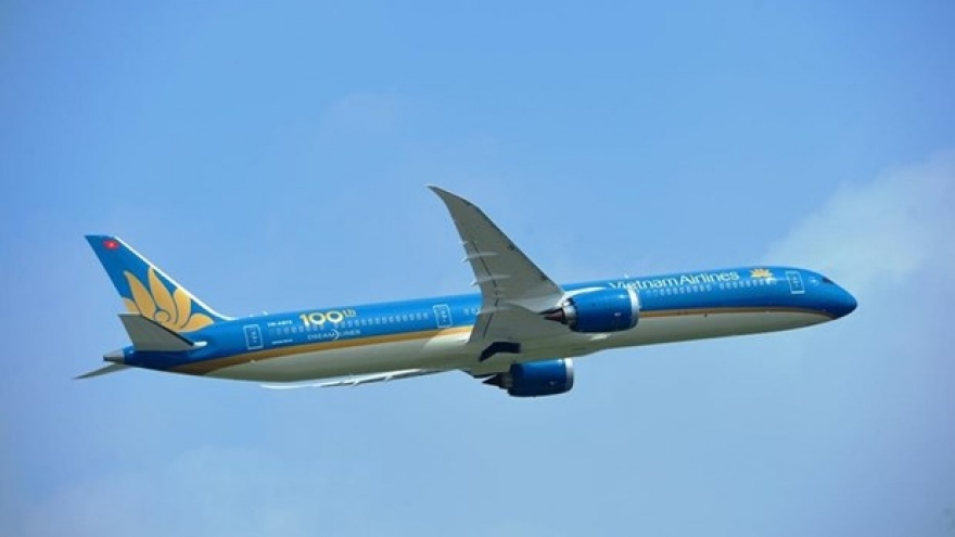 Vietnam Airlines provides official information on flight attendants