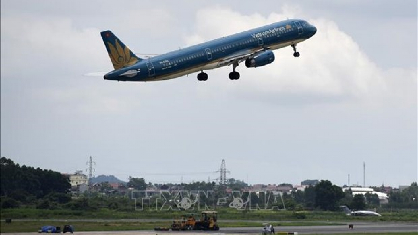 VN airlines asked to report on attendants questioned by Australian authority
