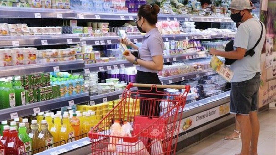 Made-in-Vietnam goods filling Vietnamese consumers’ shopping basket