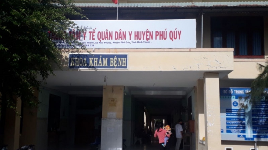 Cứu ngư dân bị nạn trên vùng biển Phú Quý