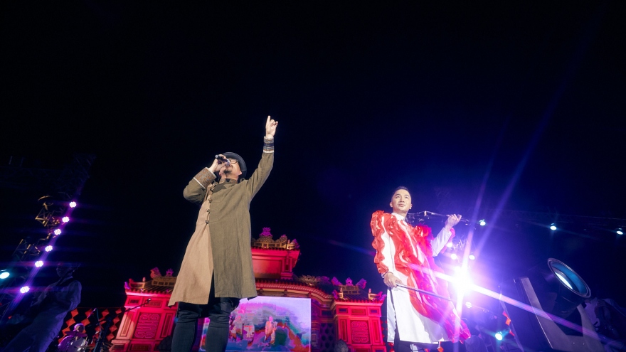 Hoàng Rob, Hà Lê khoác áo mới cho nhạc Trịnh trong live concert ở Festival Huế