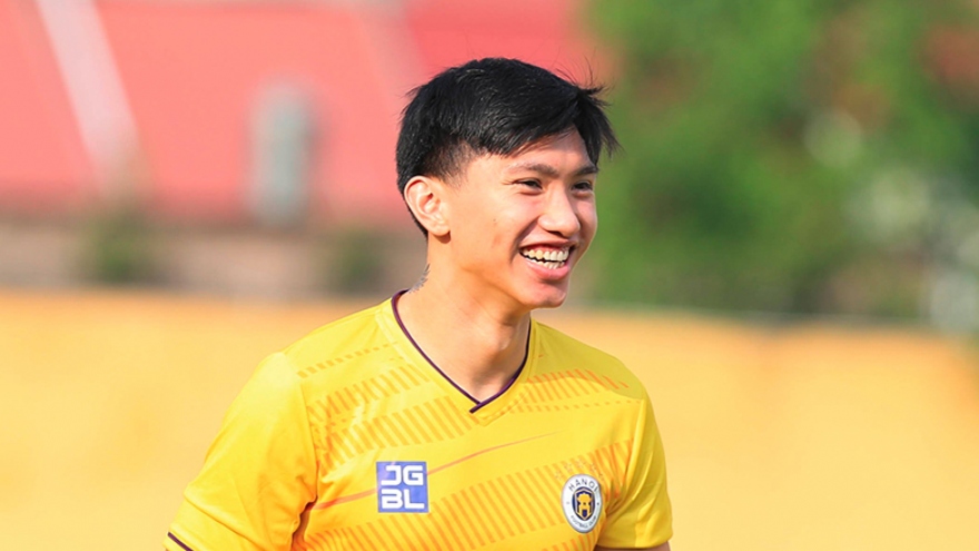 Hà Nội FC điền tên Văn Hậu vào danh sách chuẩn bị đấu Nam Định