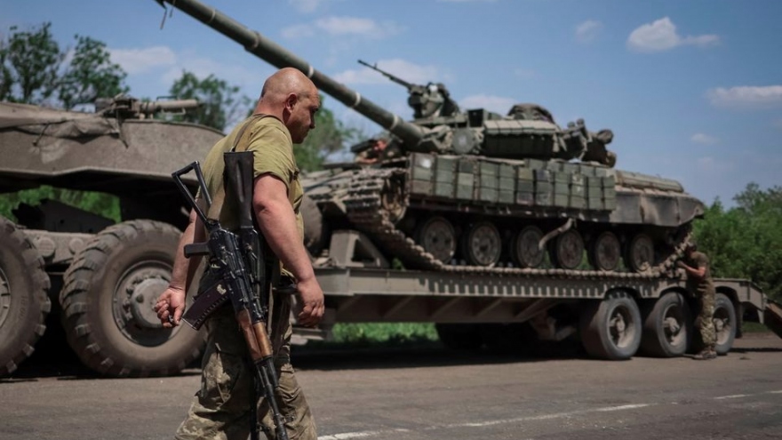 Trận chiến khốc liệt Severodonetsk quyết định số phận mặt trận phía Đông Ukraine