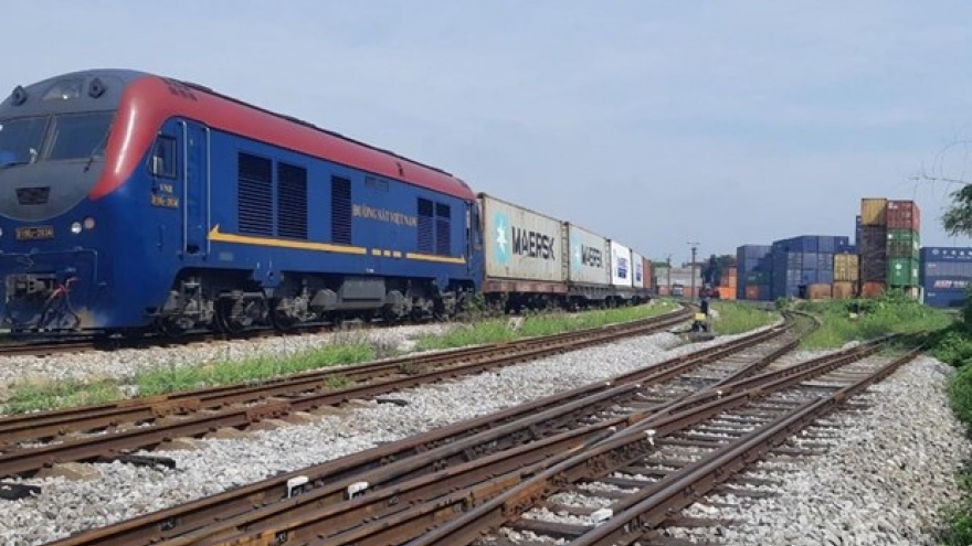 Solutions proposed to improve int’l railway transport service