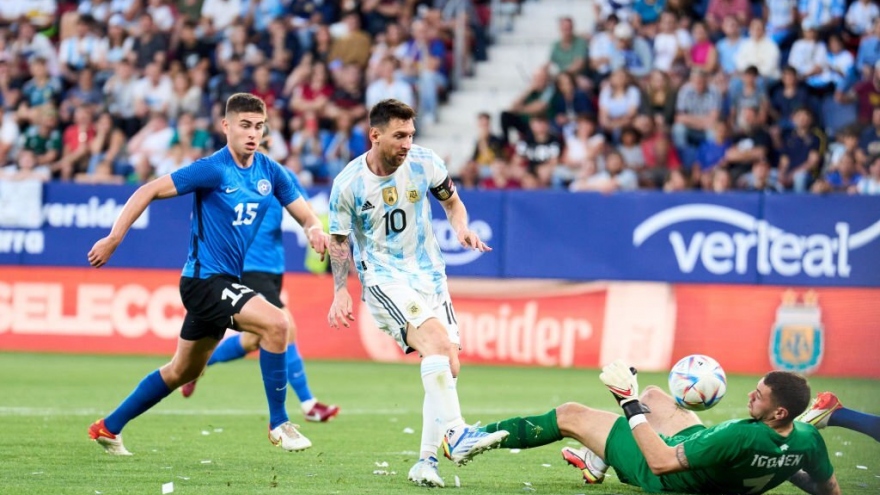 Messi lần đầu ghi 5 bàn trong 1 trận cho ĐT Argentina 