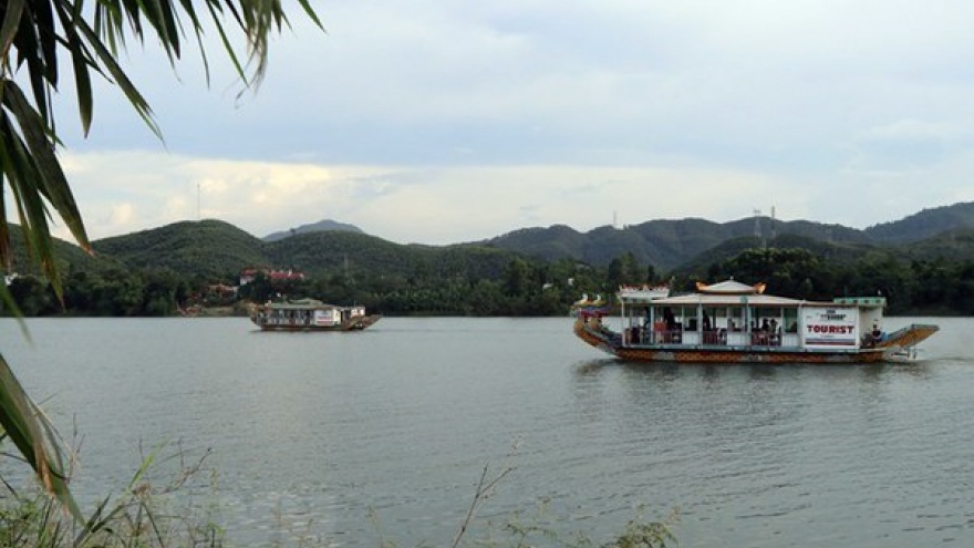 Media trip to promote Thua Thien-Hue tourism