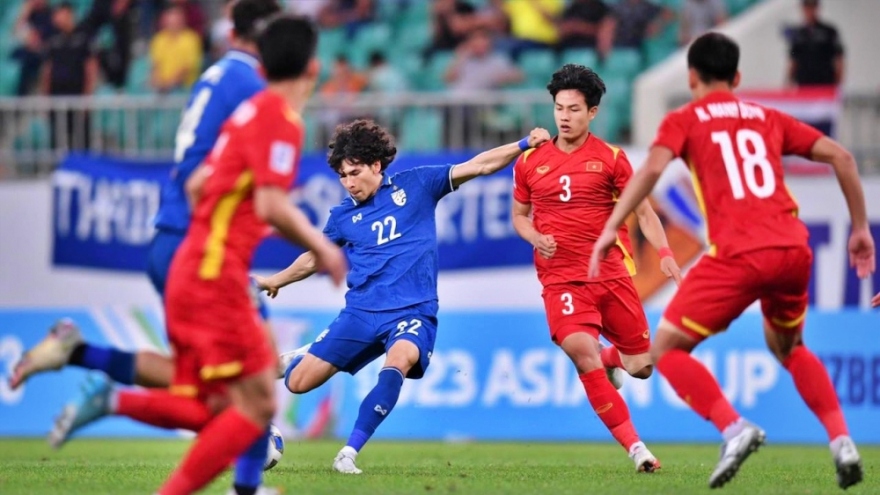 Cầu thủ Thái Lan chơi bóng ở châu Âu: Chúng tôi đã thi đấu hết mình để có 1 điểm