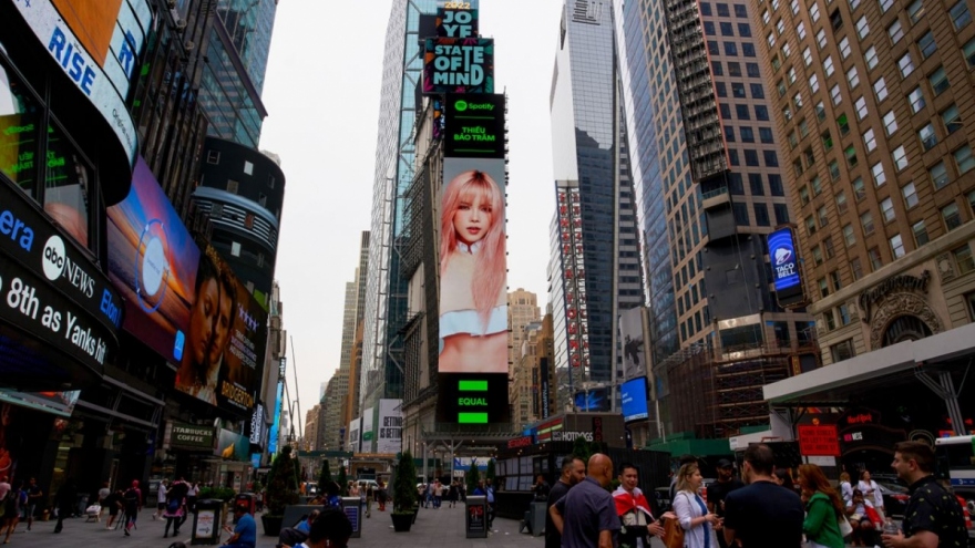 Local singer appears in Spotify campaign on Times Square billboard