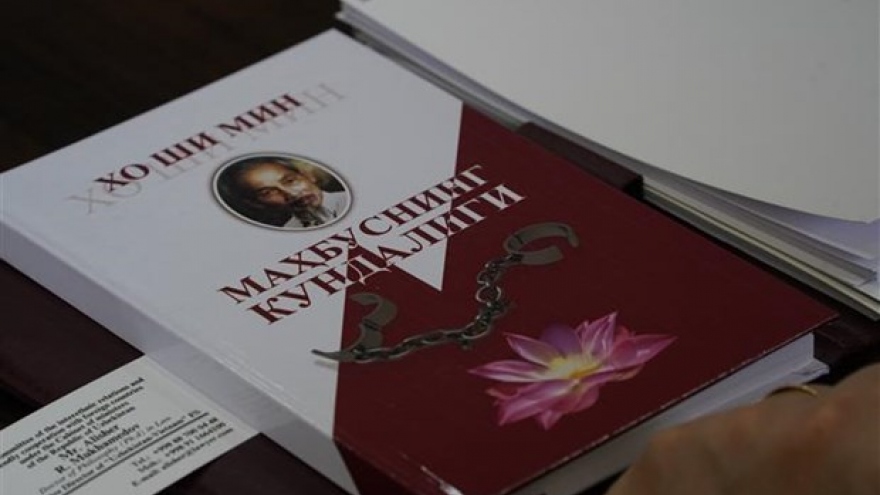Uzbek version of Ho Chi Minh’s prison diary published